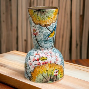 Lọ hoa Bát Tràng trang trí decor dáng lục bình vẽ tay hoa sen 30cm